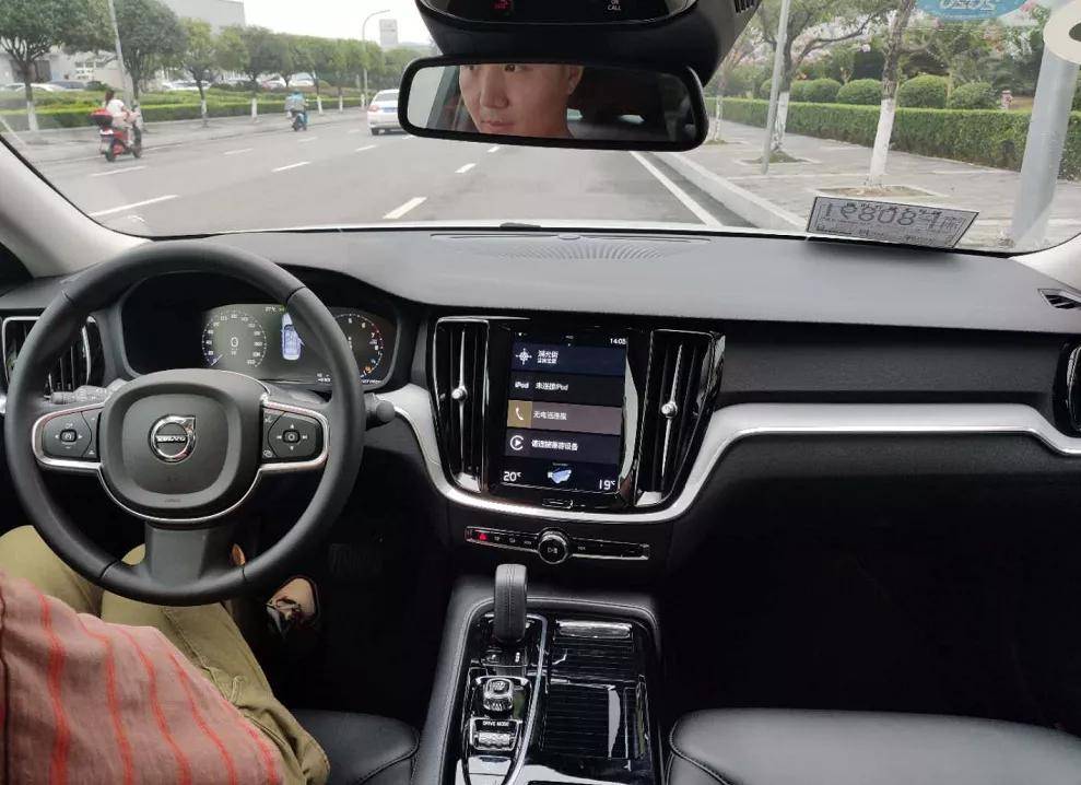 试驾沃尔沃全新S60：驾驶乐趣与舒适体验不逊色于任何同级竞品
