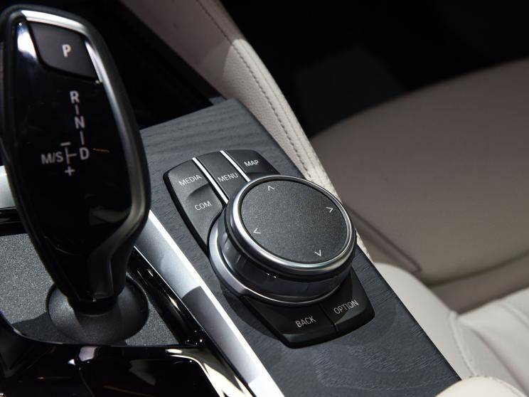 宝马新款6系GT首发亮相，新增48V轻混动力系统