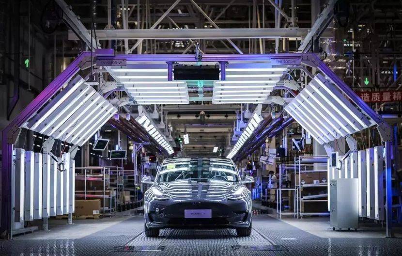 特斯拉Model 3月销突破2万辆大关，碾压蔚来、小鹏、理想等新势力