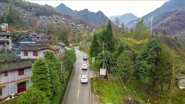 吉利星瑞试剑青城山，攻峠（qiǎ）油耗能否爆表？