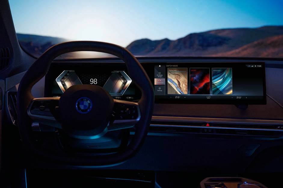 宝马发布iDrive 8系统，揭开iX的又一层面纱