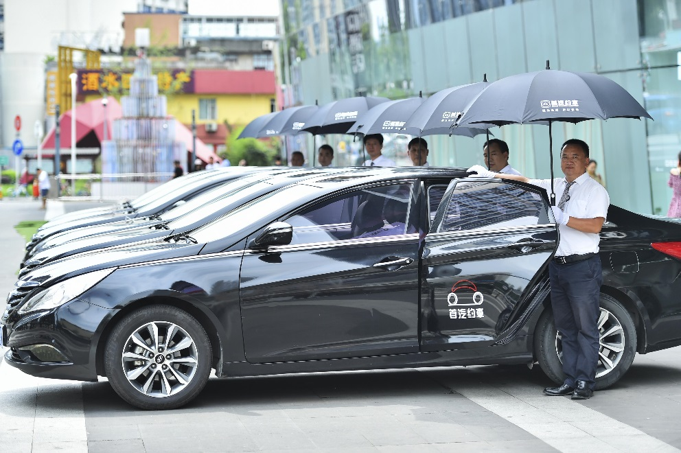 杭州“首汽约车女乘客跳车”，最后谁“赢”了？