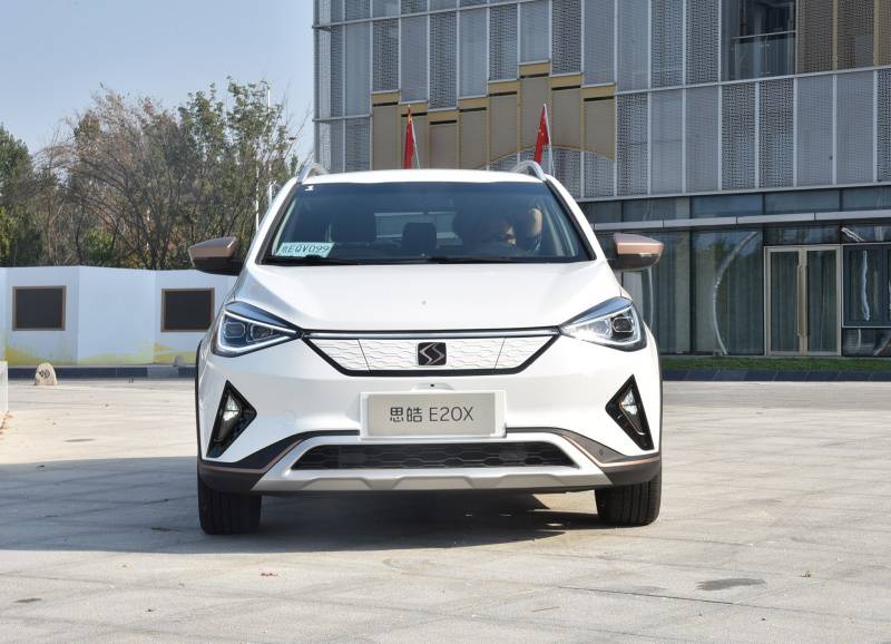 思皓E20X：13万买辆大众纯电SUV，续航超400km，值不值？