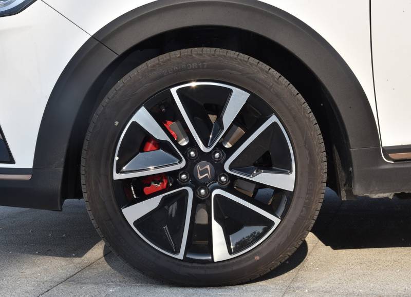 思皓E20X：13万买辆大众纯电SUV，续航超400km，值不值？