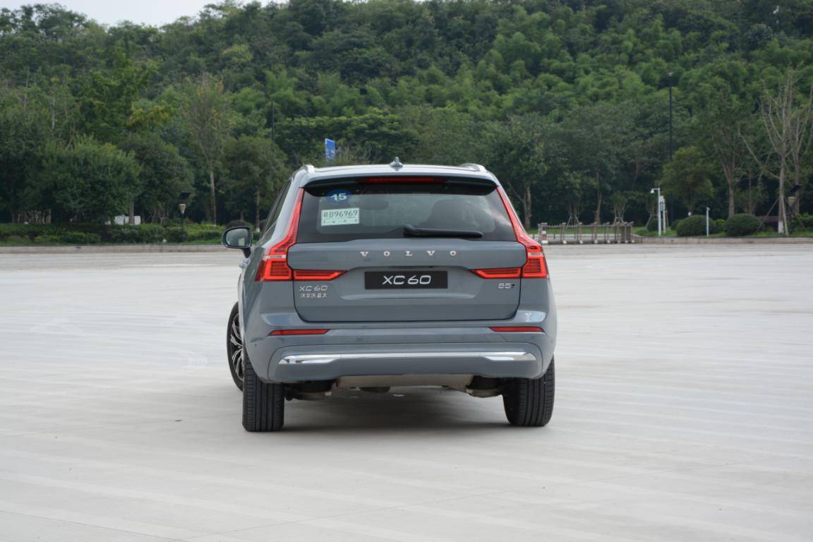 更安全、更智能、更豪华 试驾新款沃尔沃XC60