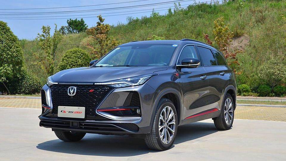 都是2.0T紧凑级SUV，星越S和CS75 PLUS谁更好？