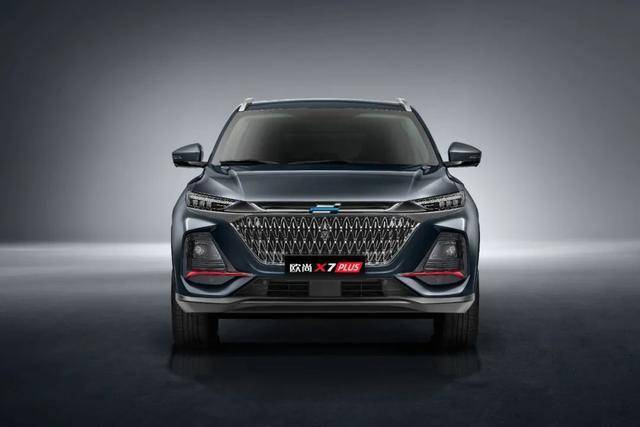 15万级国产精品SUV，欧尚X7PLUS有啥看点？