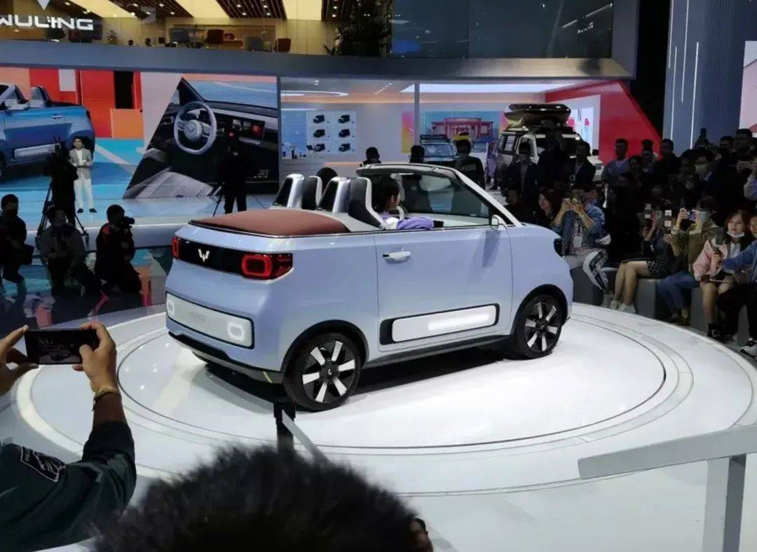 五菱宏光MINI敞篷量产车谍照，明年上市，价格或翻倍