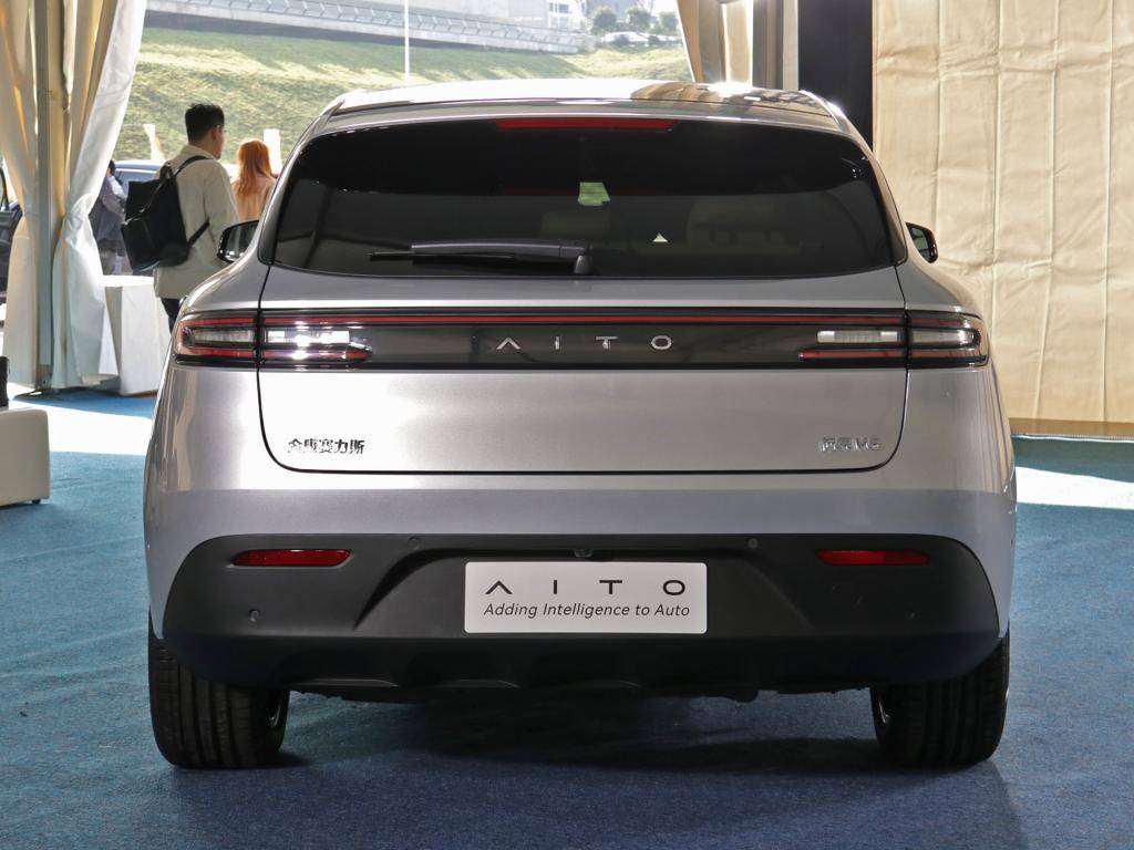 增程式混动SUV AITO问界M5发布 预售25万元起