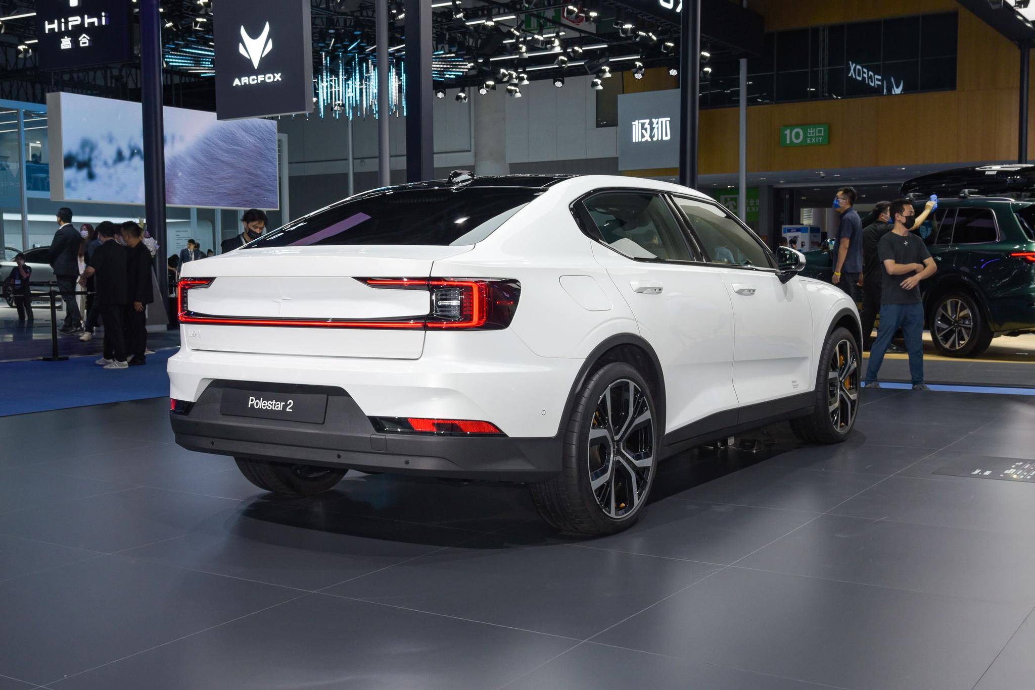 Polestar 2价格调整 中低配涨价5000元 配置不变