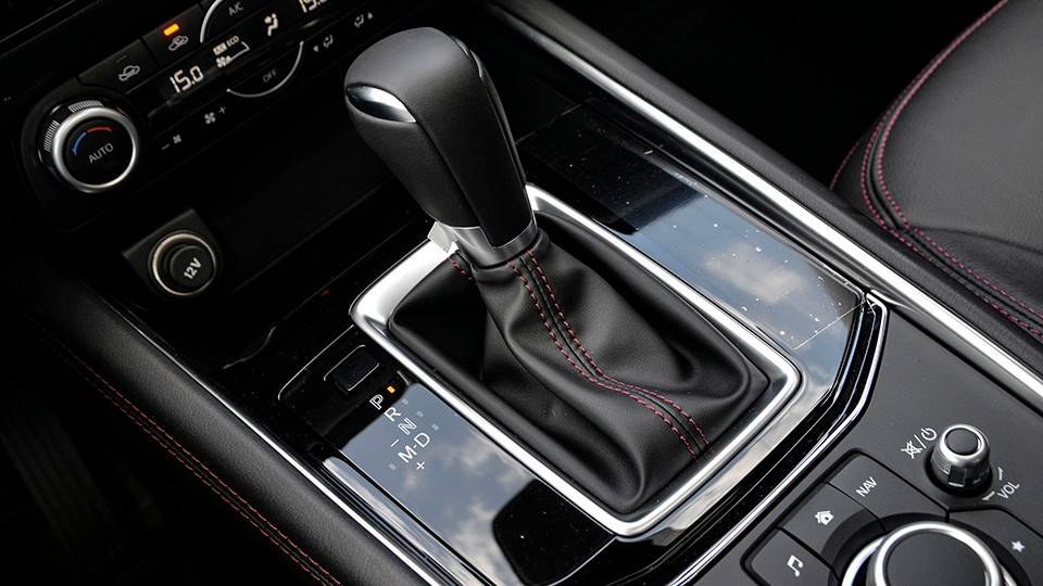 20万元买SUV，老爹要探界者，女儿想CX-5，选谁？