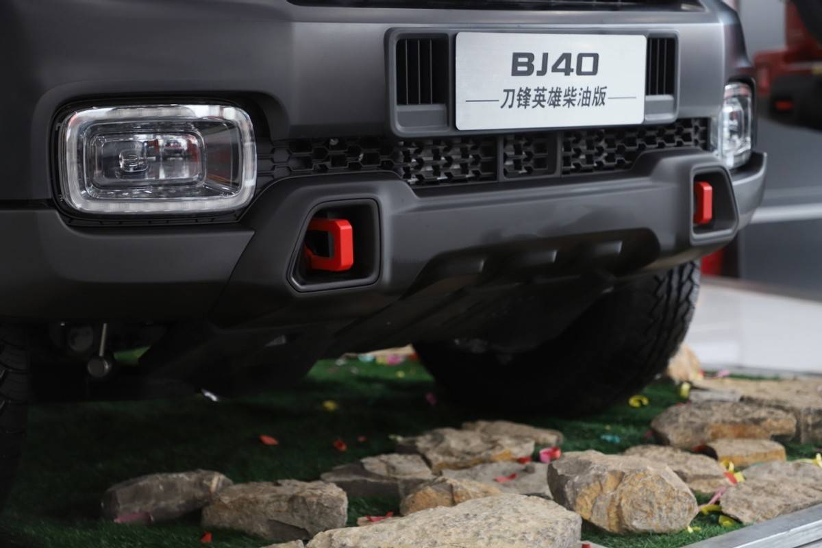 越野车都是油老虎？BJ40刀锋英雄柴油版可能是个例外