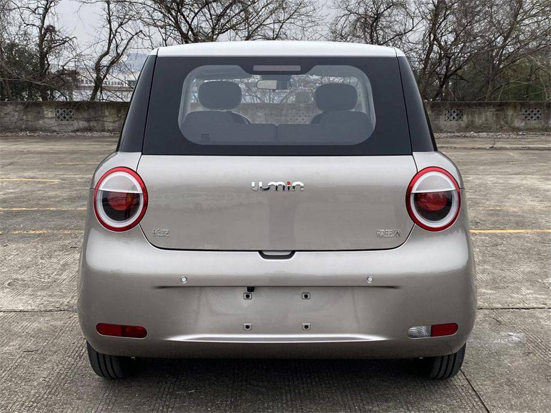 长安LUMIN来了！比宏光MINI EV更可爱，卖多少钱合适？