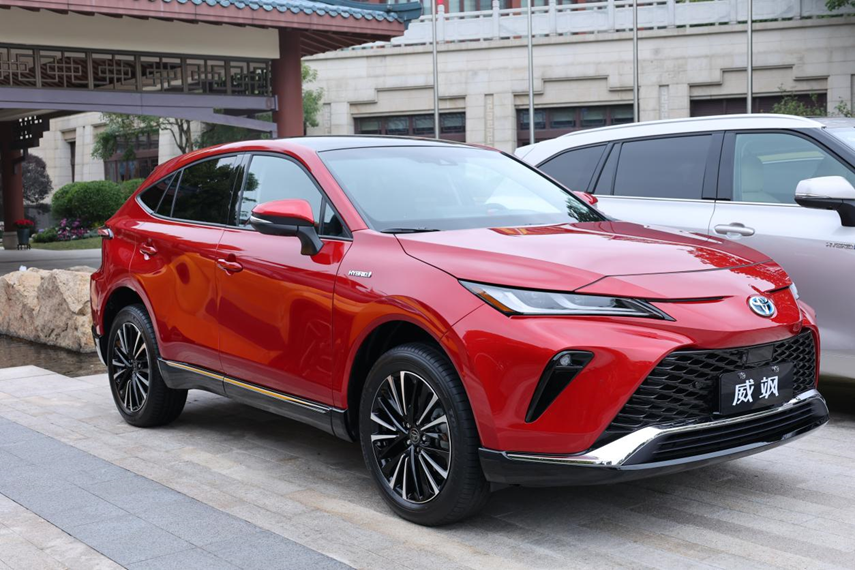 唐DM-i、威飒双擎等四款低油耗中型SUV，能省又能装！