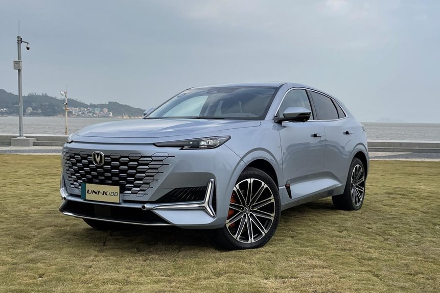 唐DM-i、威飒双擎等四款低油耗中型SUV，能省又能装！