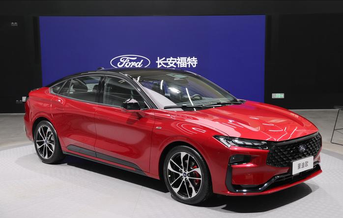 又降价！全新一代福特蒙迪欧正式上市：全系2.0T+8AT售15.98万起