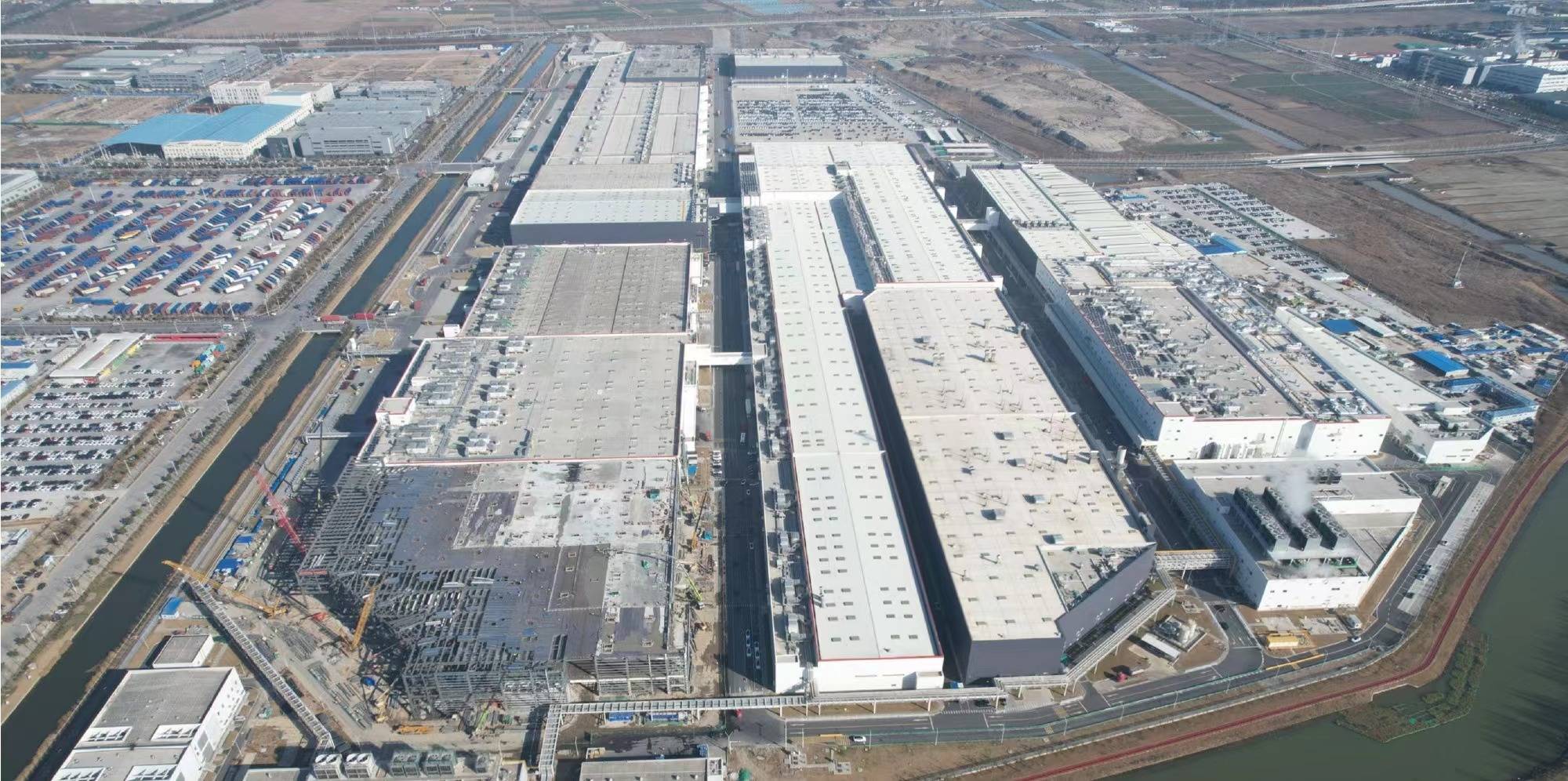 年产能45万辆，特斯拉在华第二工厂将落户上海