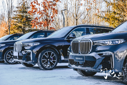 东北大哥相中了BMW X7，就得意Man力十足的大块头！