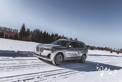 东北大哥相中了BMW X7，就得意Man力十足的大块头！