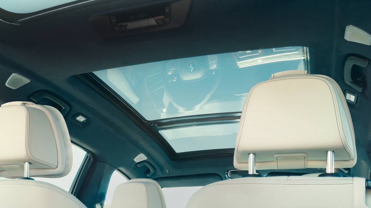 东北大哥相中了BMW X7，就得意Man力十足的大块头！