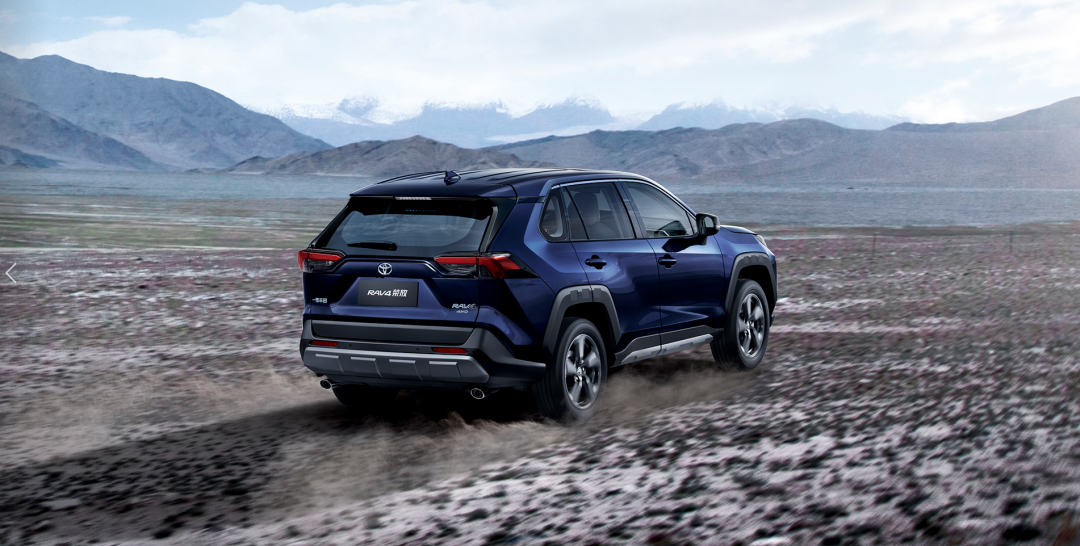 新款丰田RAV4荣放17.58万起售，日系对手倍感压力？