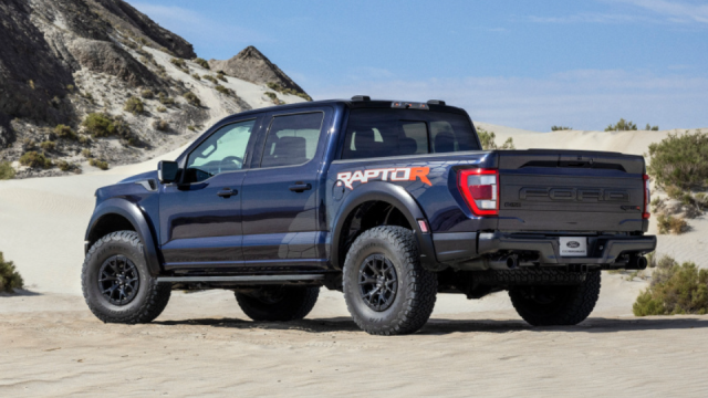 F-150猛禽R：养车要花6万/年，普通人1年工资都不够养它？