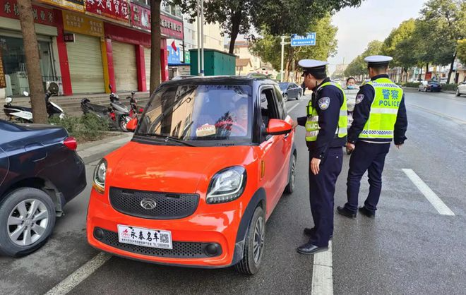 北京将核发“京C”摩托车车牌！