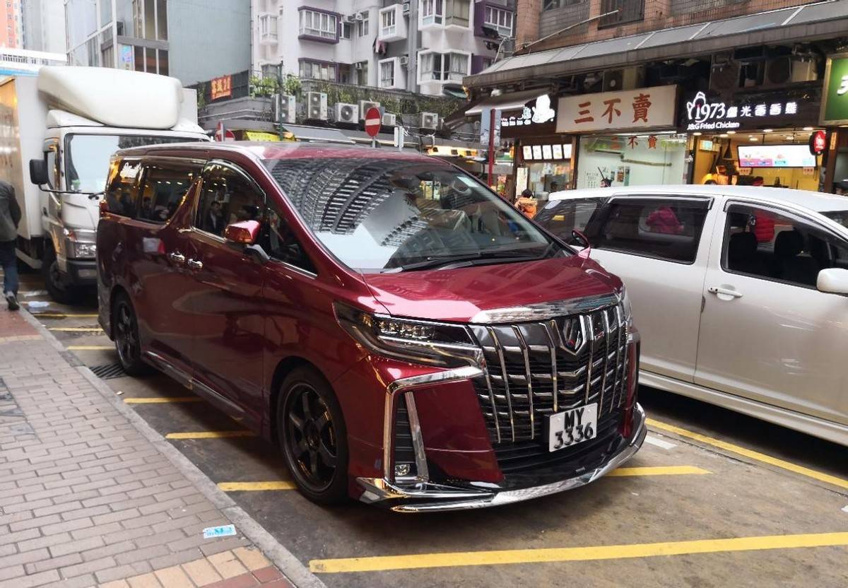 JBO体育厅：香港市场大变天大陆人赴港买房香港人反手卖起了大陆车(图3)