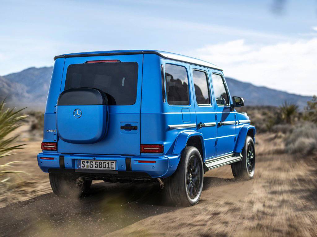 Mercedes-Benz-G580_with_EQ_Technology-2025-1024-1d