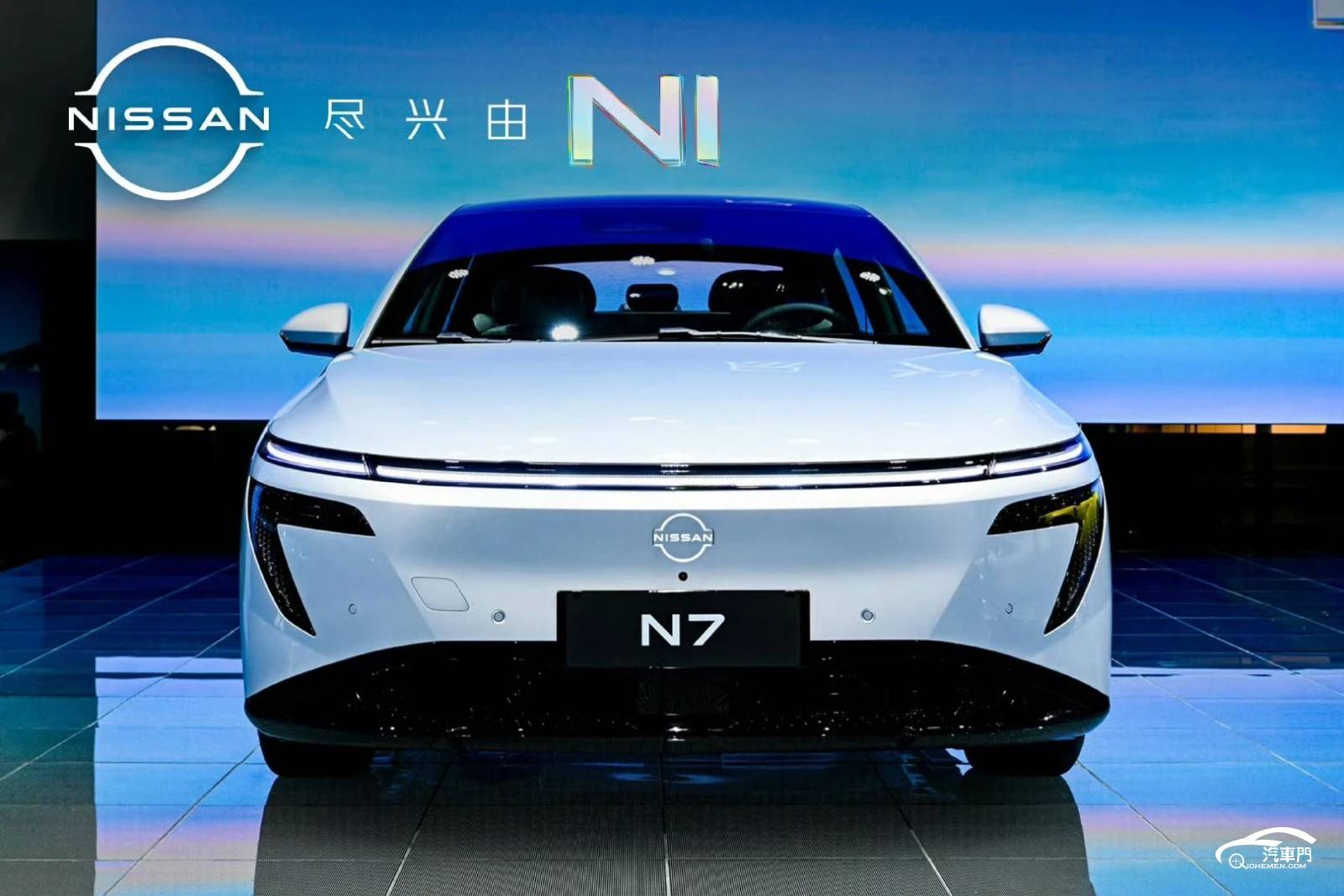蓝色的跑车

AI 生成的内容可能不正确。