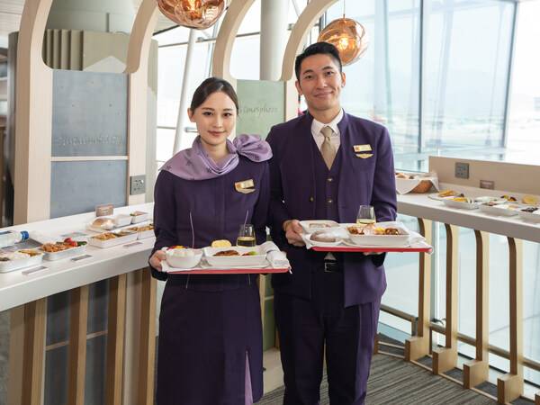 图4 香港航空「用心出发 全心服务」 全方位提升空中及地面乘客服务体验