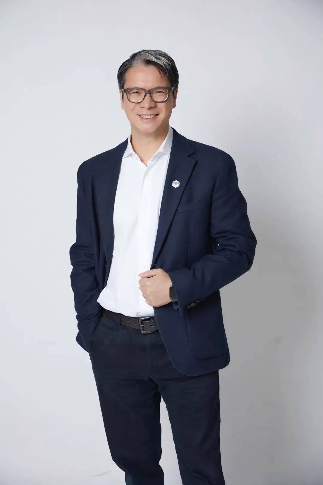 董晨睿