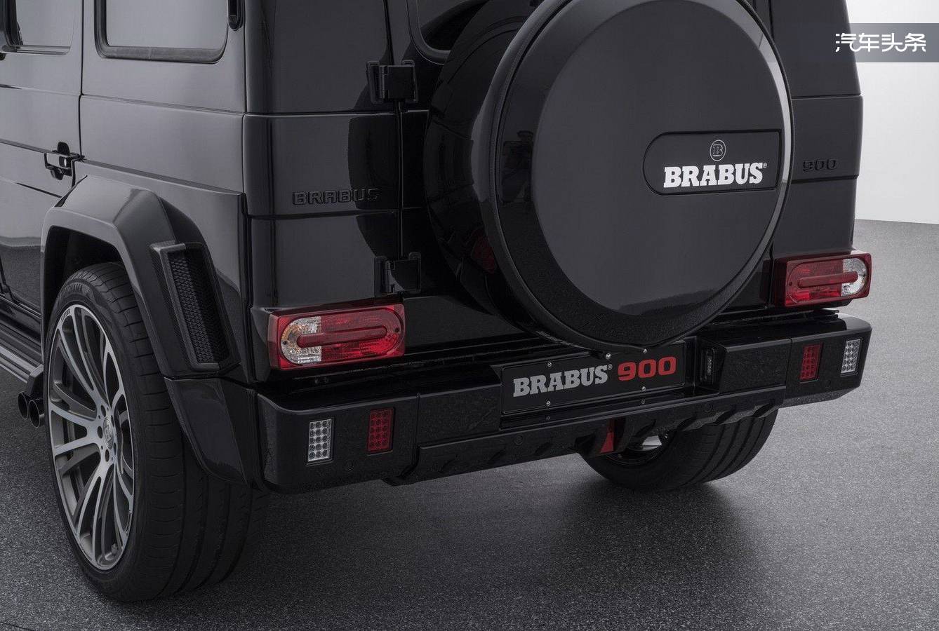 900-hp-brabus-g65-has-a-huge-hood-costs-800000_16.jpg