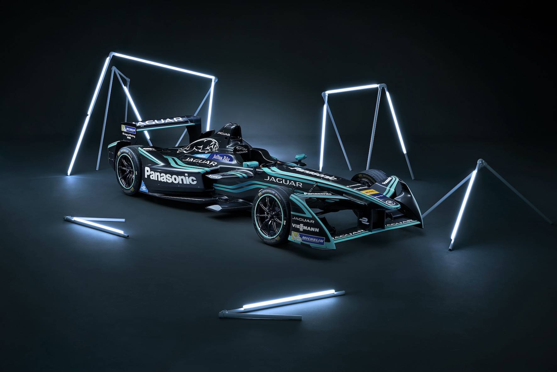 全新捷豹纯电动赛车I-TYPE 2将征战新赛季Formula E.jpg