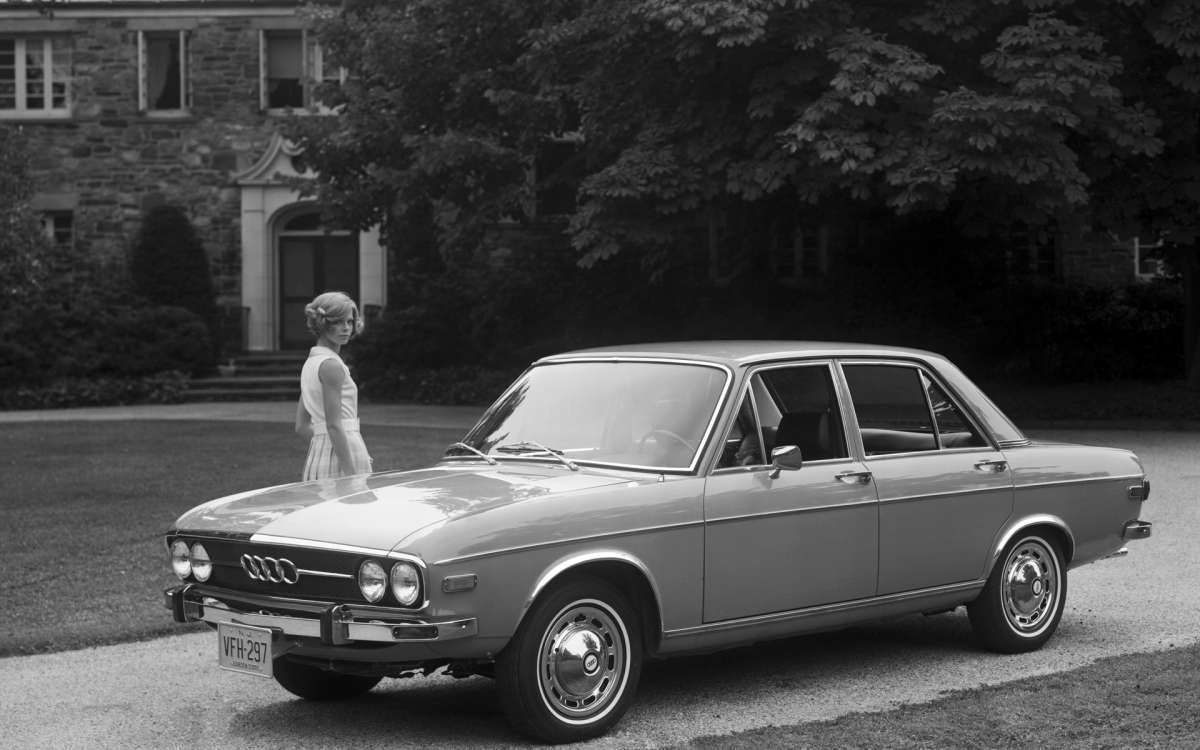 Audi-100-LS-US-spec-C1-1968-73.jpg