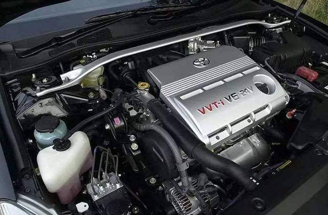 图注:丰田3.0 v6发动机