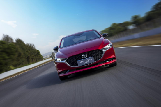 长安马自达2023超级驾趣学院开营“最美弯道王”次世代MAZDA3昂克赛拉“尽擎”驰骋珠海赛道714.png