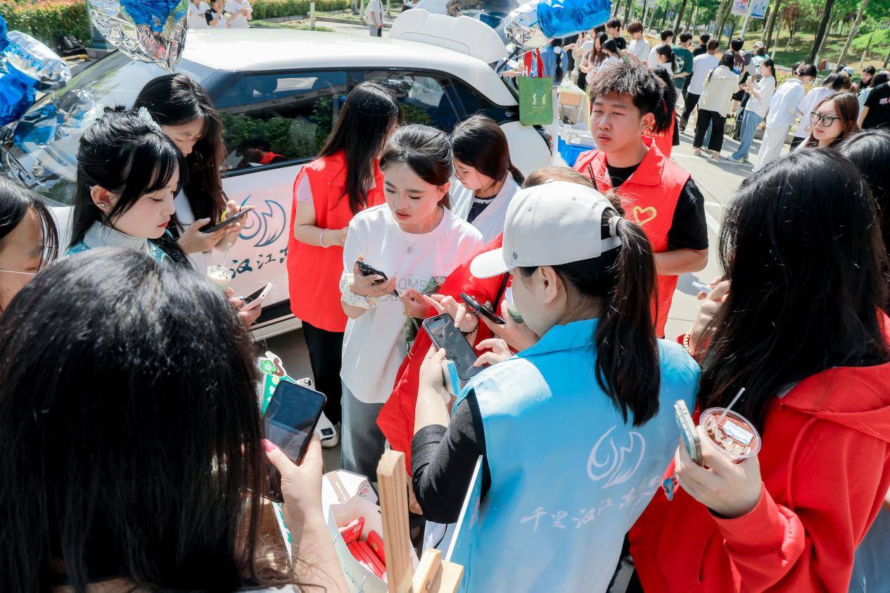 图片10.jpg