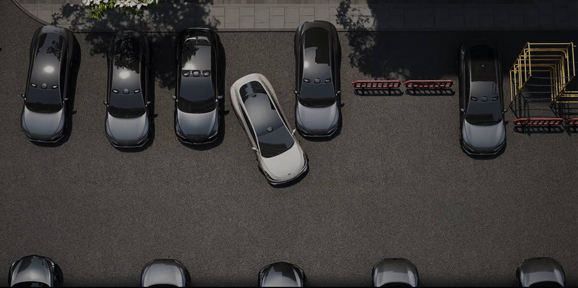 10、全新升级“自定义泊车”功能.jpg