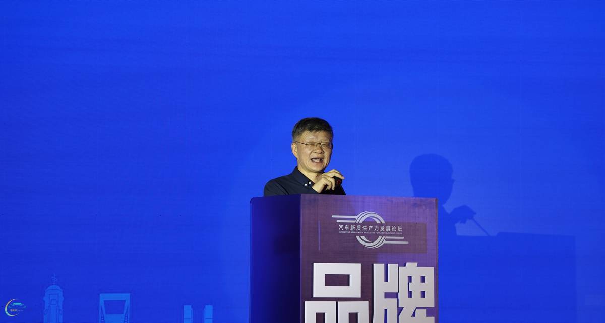LIU12124.JPG